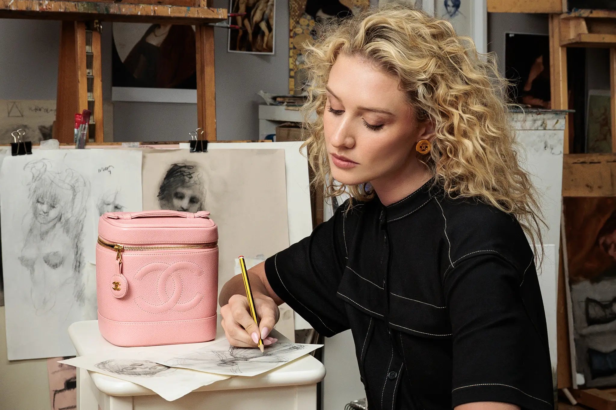 The Chanel Vanity : when beauty and utility become one