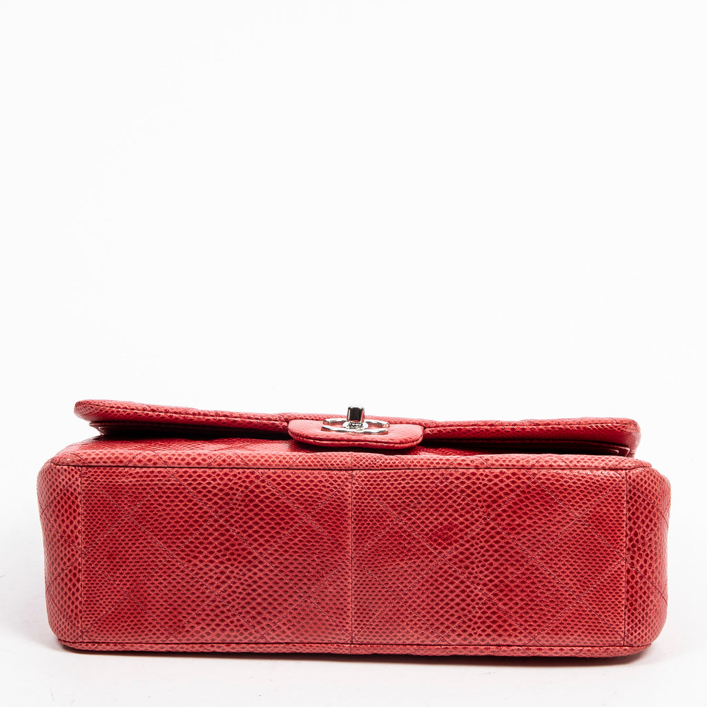 Bolso de Hombro Ed. Ltda. Piel de Lagarto Jumbo Clásico Doble Solapa Cuero Acolchado Rojo con Grabado de Lagarto