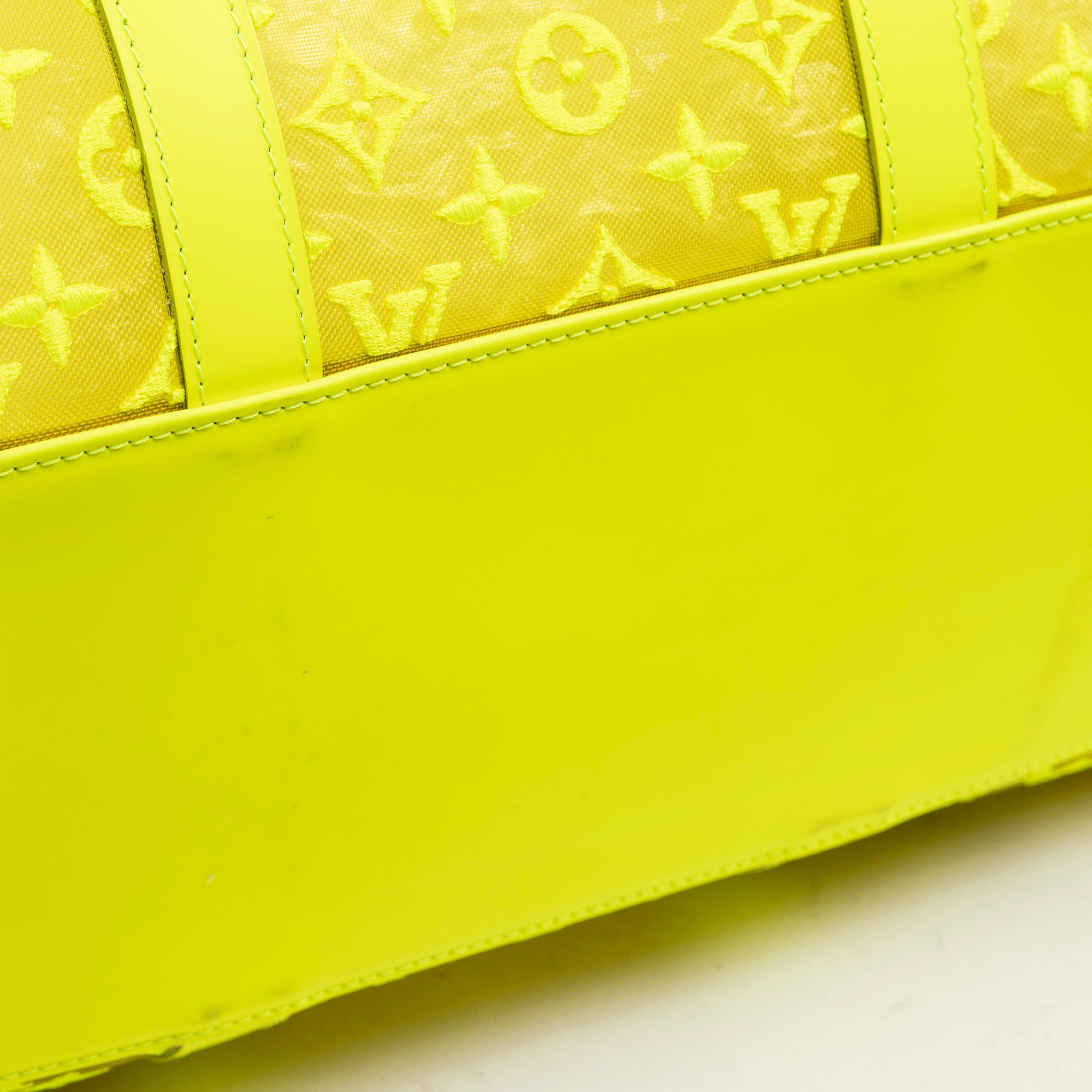 Travel Bag Ltd. Ed. Virgil Abloh Mesh Triangle Summer 2019 Keepall Bandouliere 50 Neon Yellow Monogram See Through
