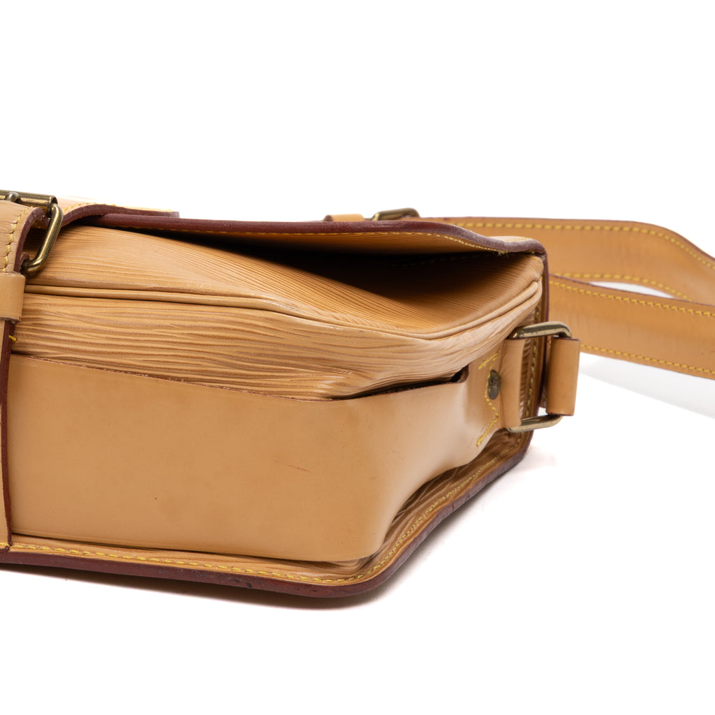 Shoulder Bag Cartouchiere MM Winnipeg Beige Epi