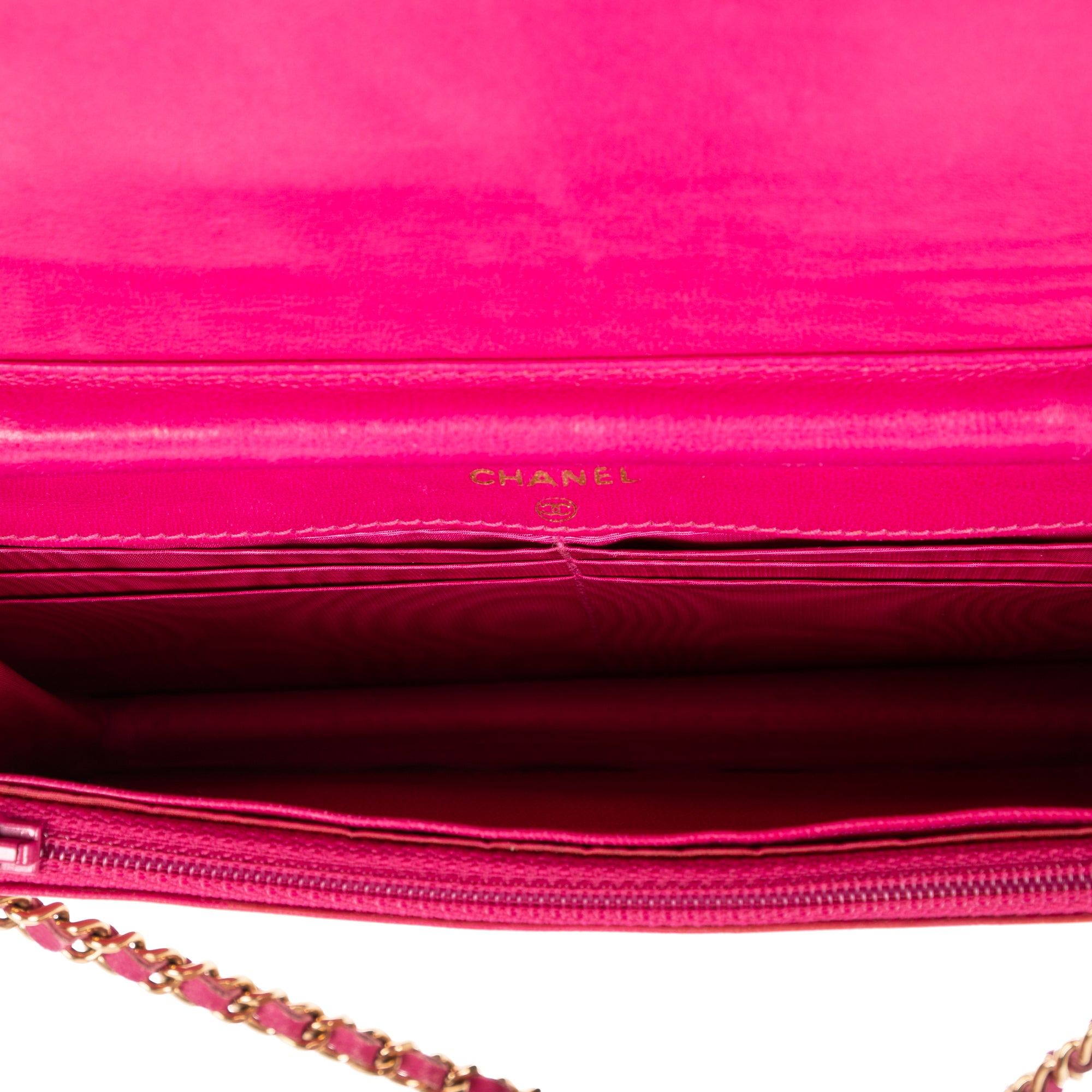 Shoulder bag CC Timeless Wallet on Chain Fuchsia Caviar Leather