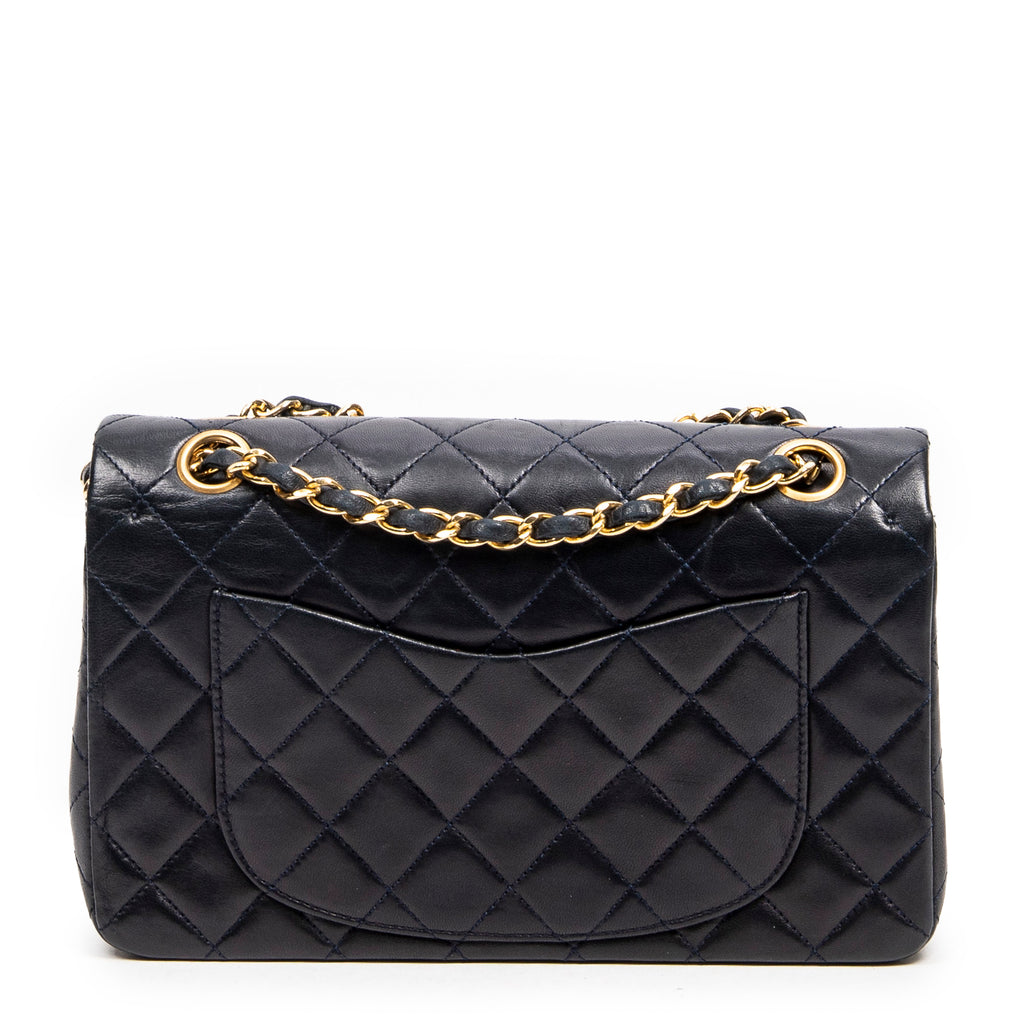 Shoulder Bag Classic Double Flap 23 Navy Quilted Lambskin Leather