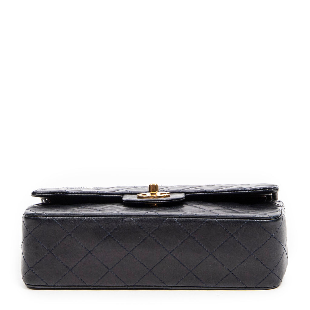 Shoulder Bag Classic Double Flap 23 Navy Quilted Lambskin Leather