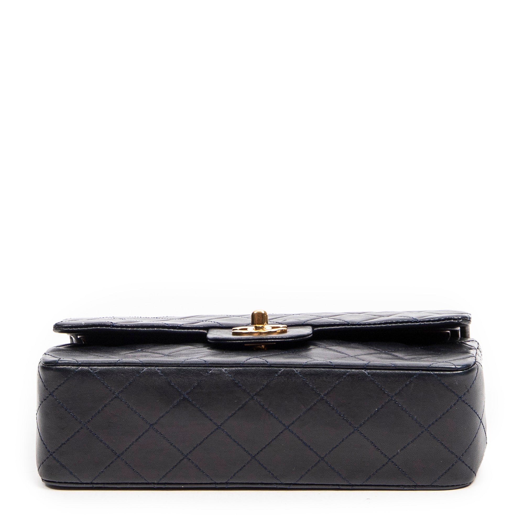 Shoulder Bag Classic Double Flap 23 Navy Quilted Lambskin Leather