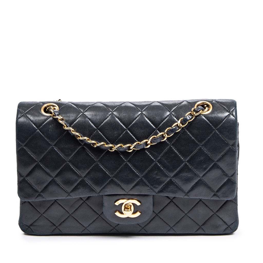 Shoulder Bag Classic Double Flap 26 Black Quilted Lambskin Leather