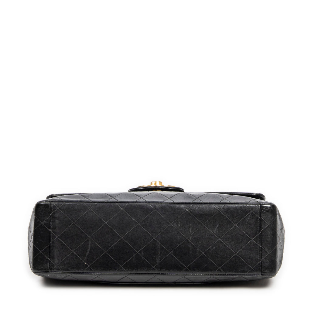 Shoulder Bag Maxi Jumbo XL Flap Black Quilted Lambskin Leather