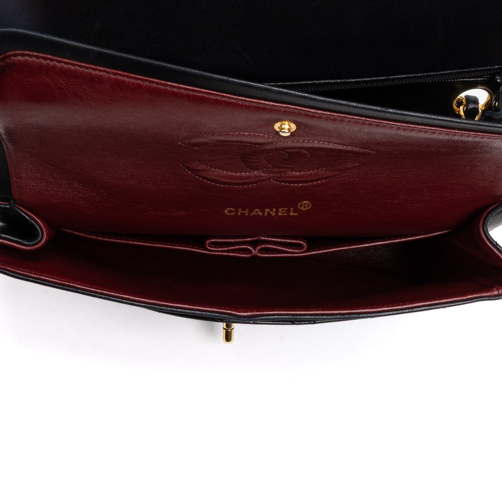 Shoulder Bag Classic Double Flap 26 Black Quilted Lambskin Leather