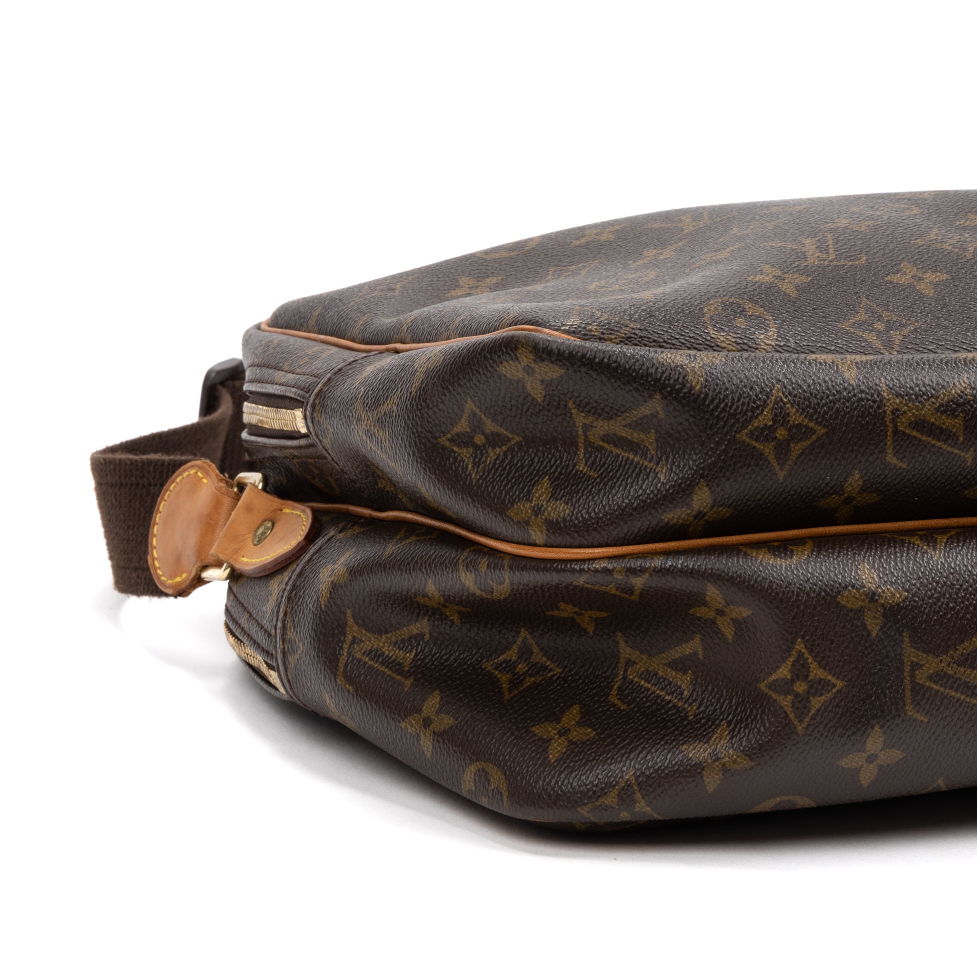 Shoulder Bag Reporter GM Brown Monogram Canvas