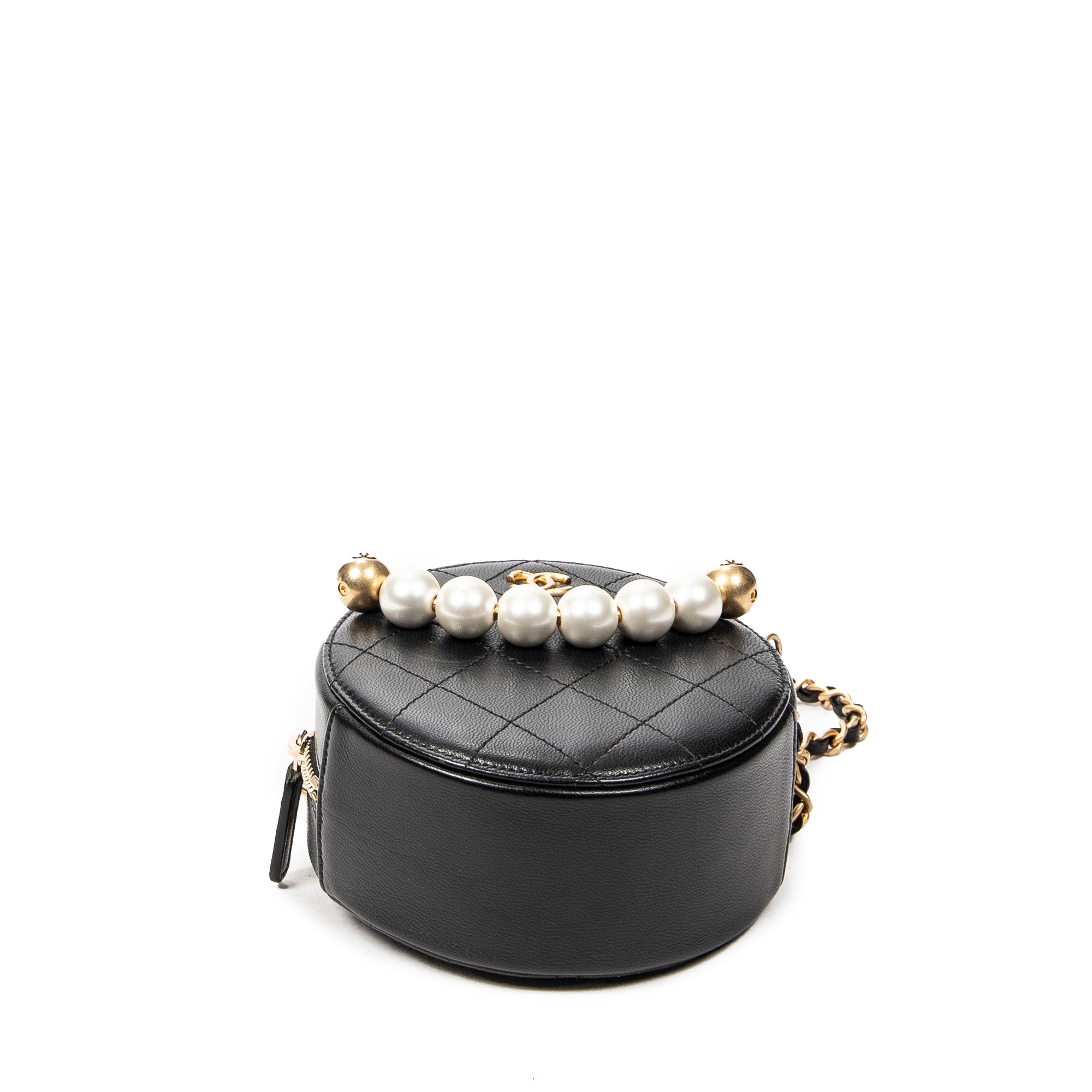 Shoulder Bag Front Pearl Round Chain Clutch Black Quilted Lambskin Leather