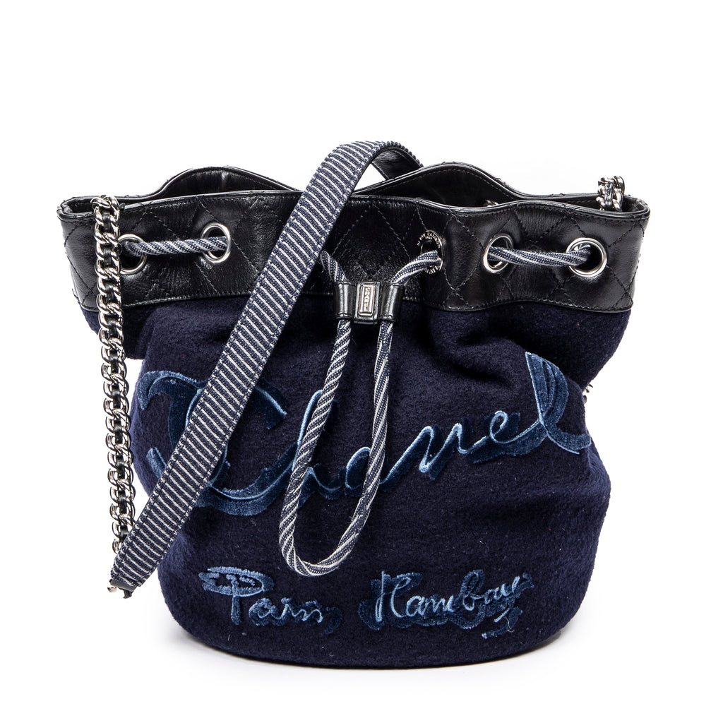 Bandolera Cubo de Lana Bordada Cadena Bolso Piel de Cordero Acolchada Azul Marino