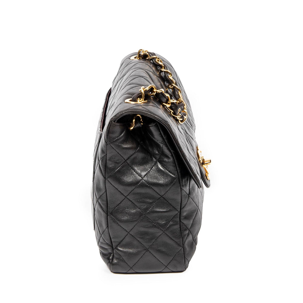 Shoulder Bag Classic Jumbo Flap Black Quilted Lambskin Leather