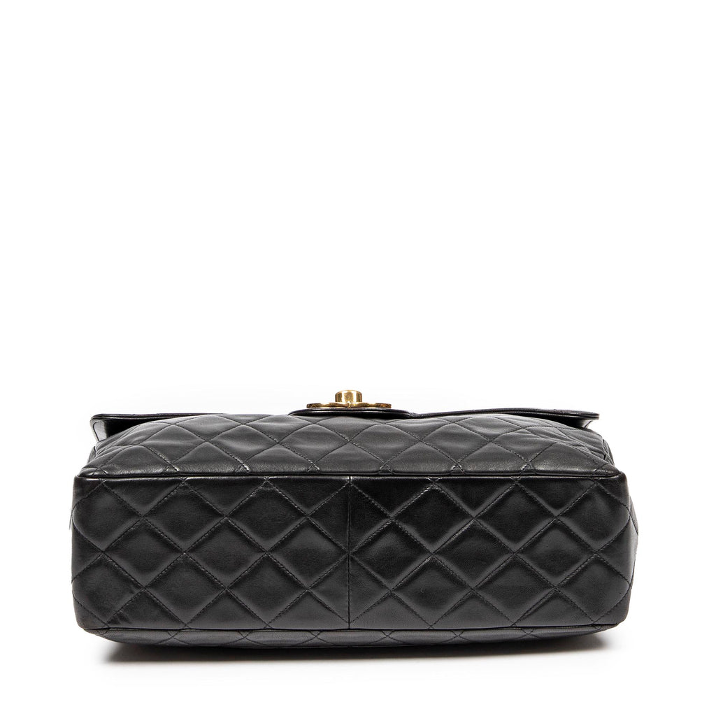 Shoulder Bag Classic Jumbo Flap Black Quilted Lambskin Leather