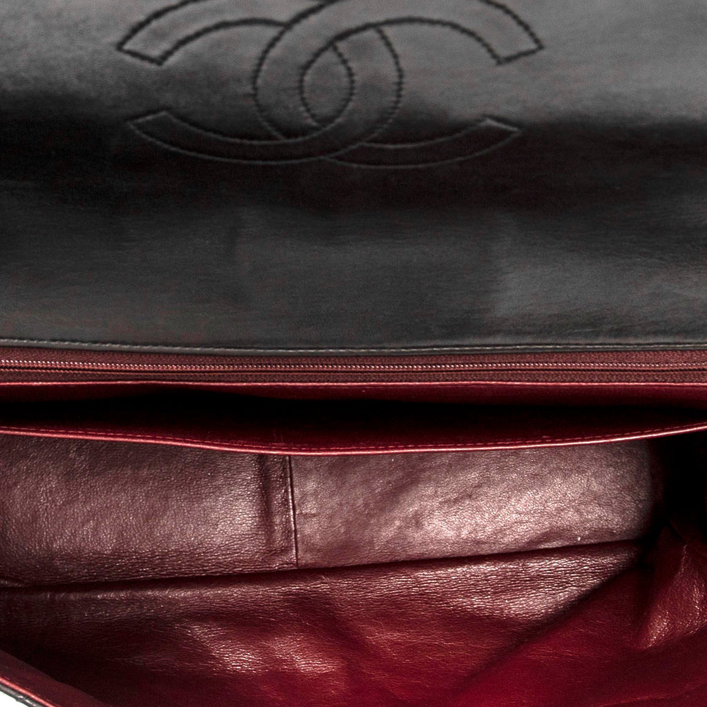 Shoulder Bag Classic Jumbo Flap Black Quilted Lambskin Leather