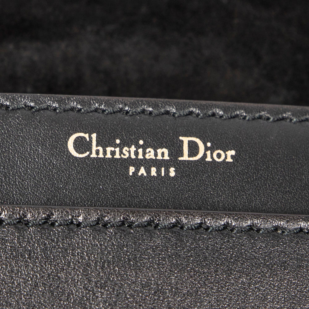 Sac bandoulière J'Adior Chain Flap en cuir de veau noir