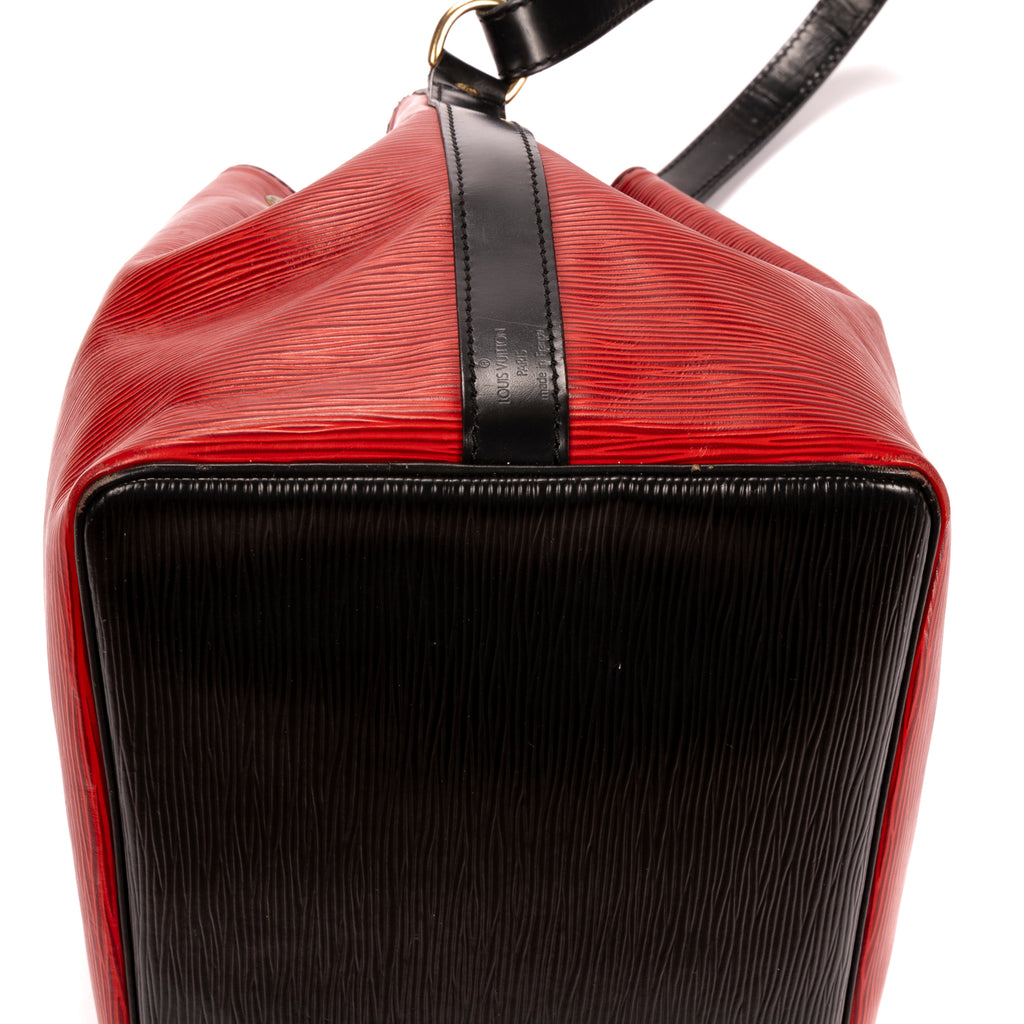 Shoulder Bag Noe Bicolor Black Stitching PM Red Epi