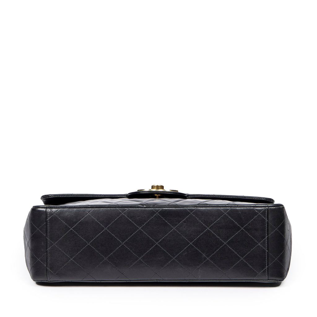 Shoulder Bag Maxi Jumbo XL Flap Black Quilted Lambskin Leather