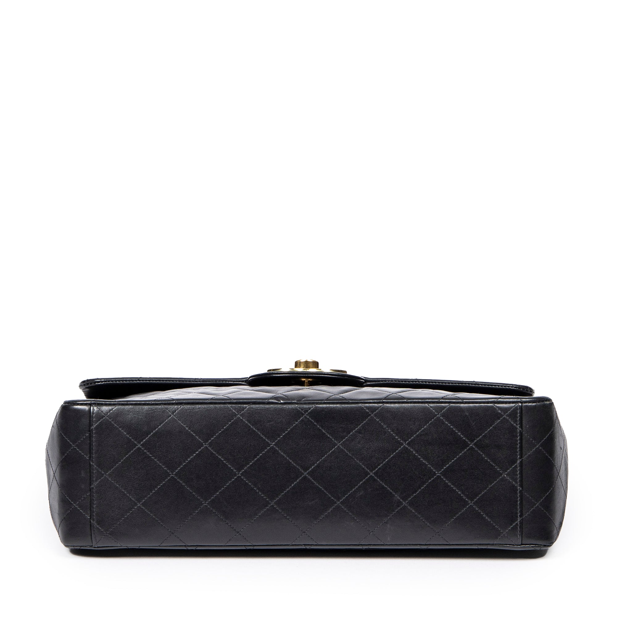 Shoulder Bag Maxi Jumbo XL Flap Black Quilted Lambskin Leather