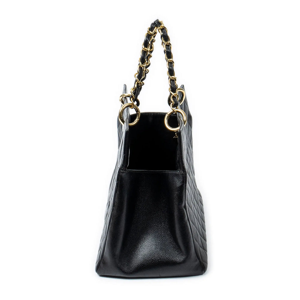 Bolso de hombro CC Timeless Grand Shopping Tote Piel de caviar acolchada negra