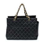 Bolso de hombro CC Timeless Grand Shopping Tote Piel de caviar acolchada negra