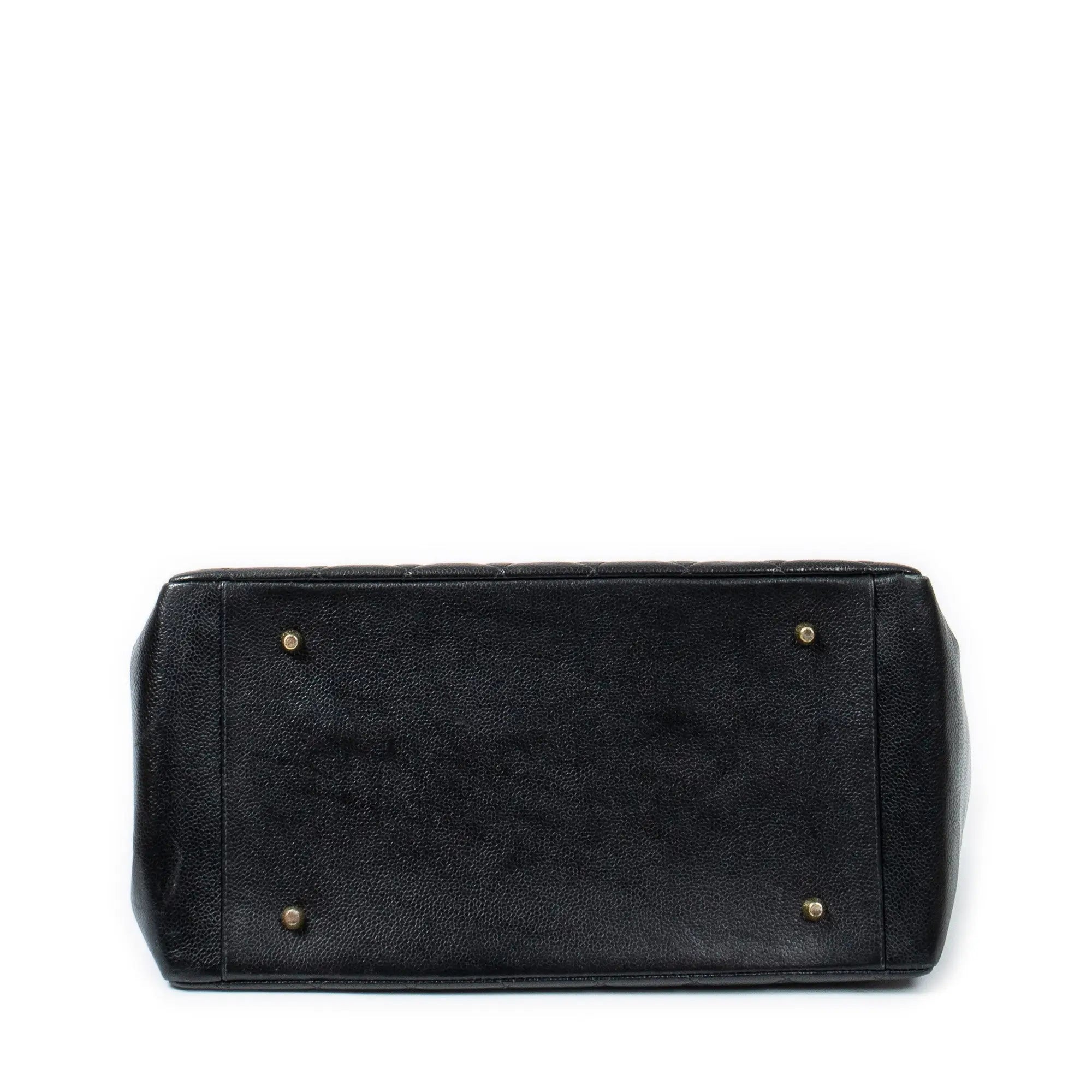 Bolso de hombro CC Timeless Grand Shopping Tote Piel de caviar acolchada negra