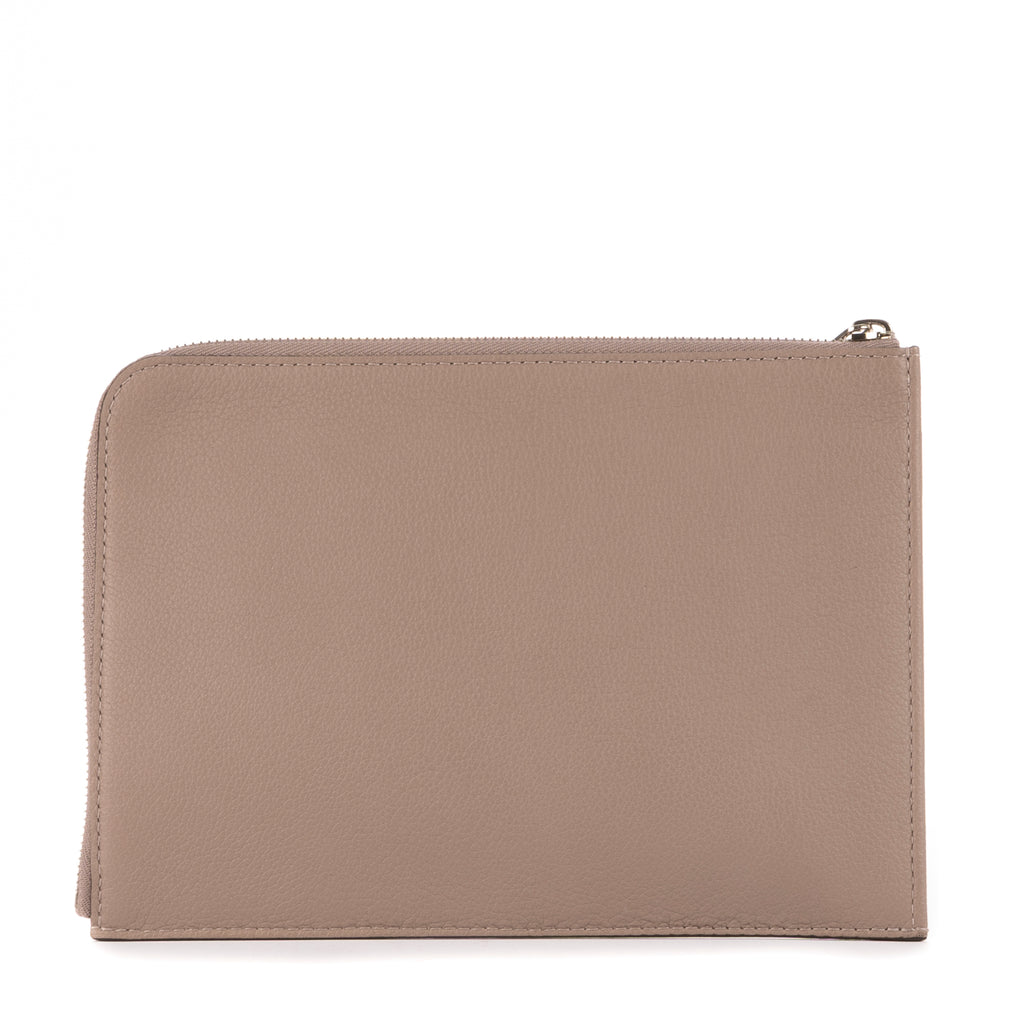 Bolso de mano Pochette Jour PM de cuero Taurillon Clemence color topo