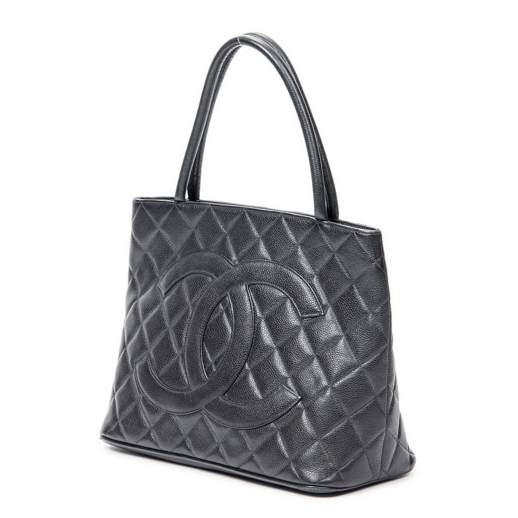 Shoulder Bag CC Timeless Medallion Tote Black Quilted Caviar Leather