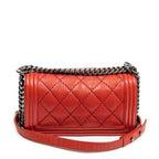 Bolso al Hombro Niño Pespuntes Rojos Piel Acolchada