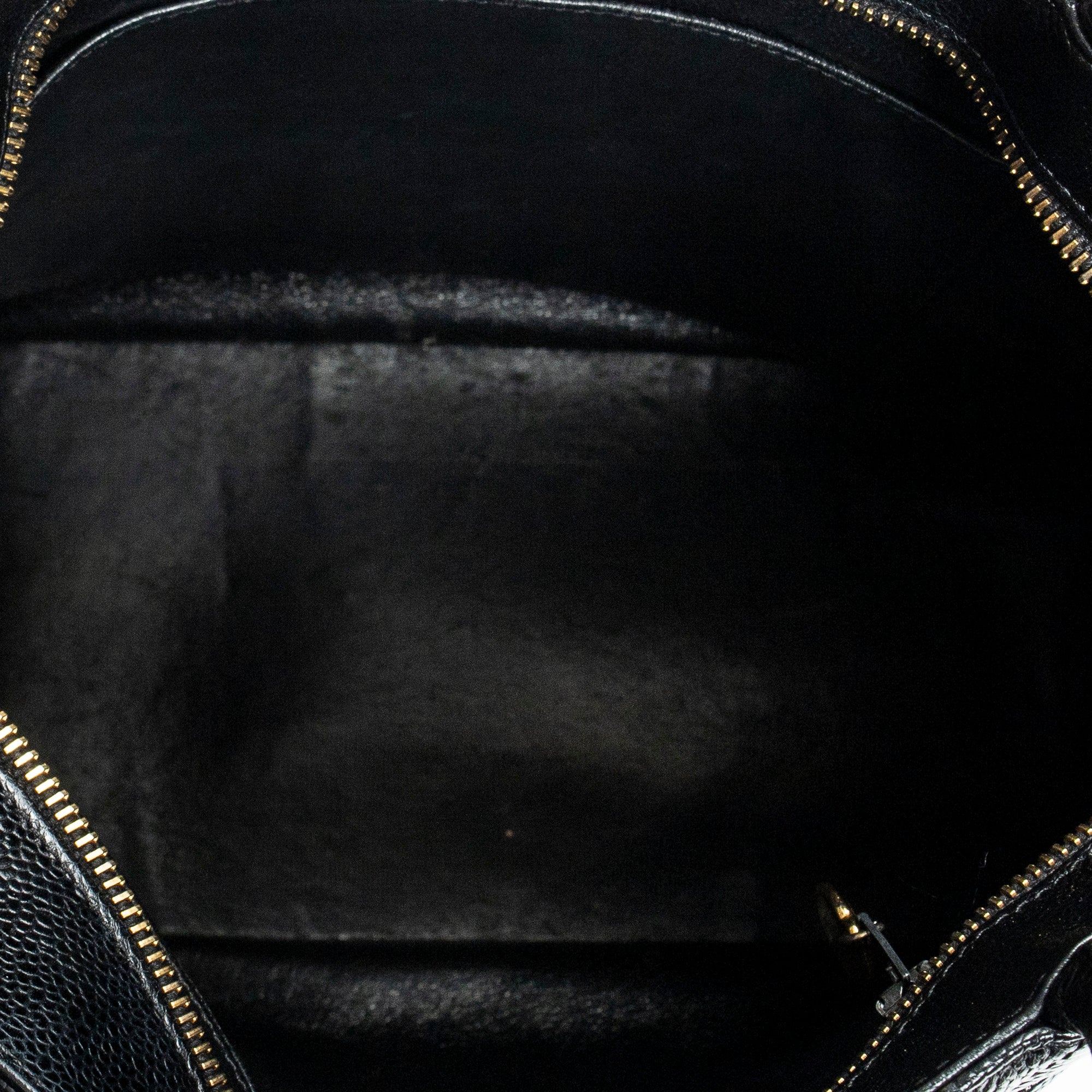 Shoulder Bag CC Timeless Medallion Tote Black Quilted Caviar Leather