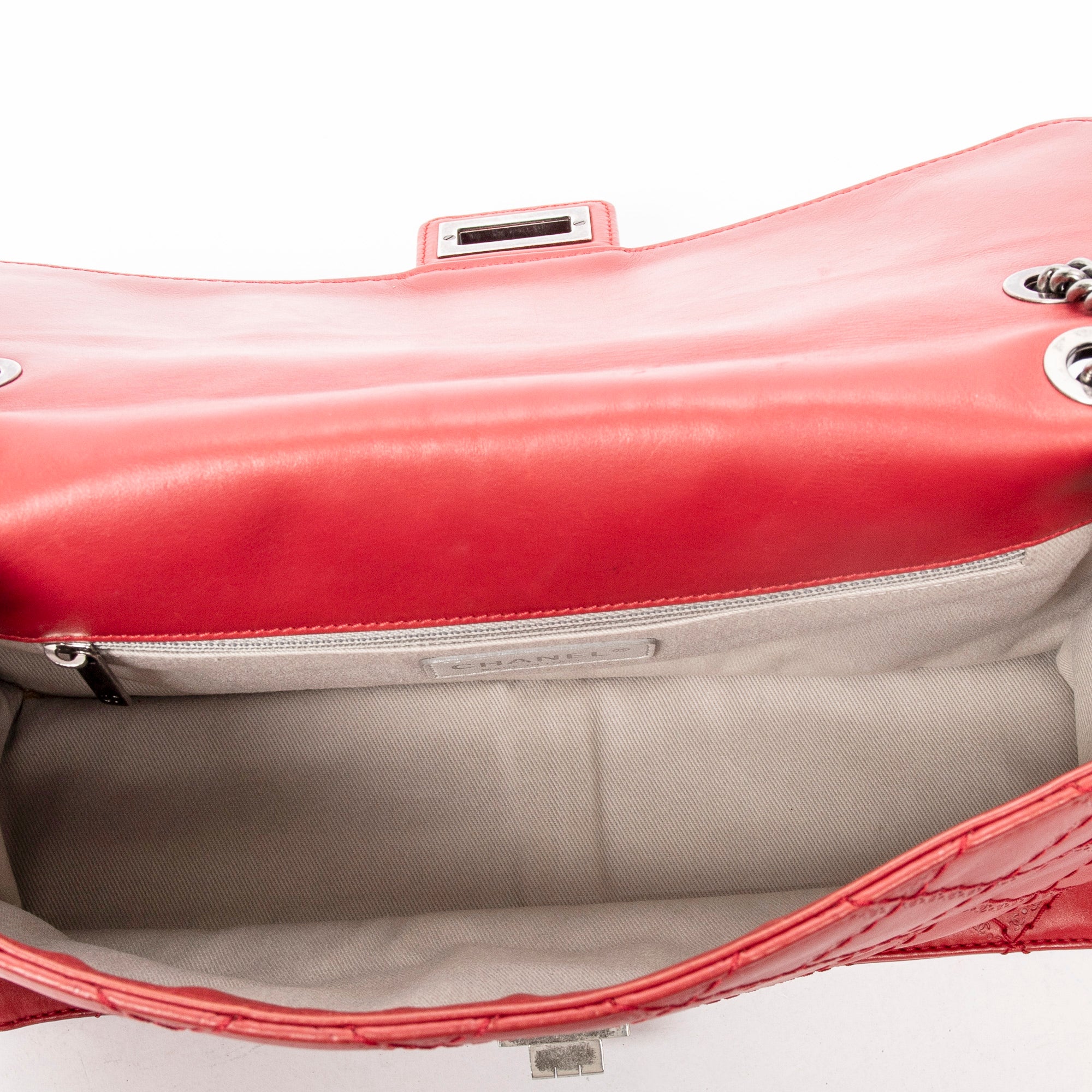 Shoulder Bag CC Mademoiselle Embossed Ultimate Stitch Flap Red Quilted Calfskin Leather