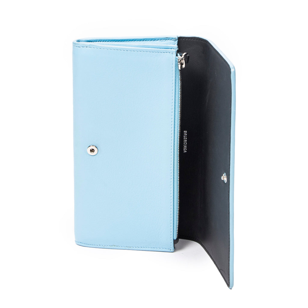 Cartera Piel de Becerro Azul Claro Modelo Billetera Larga Plegable de Uso Diario