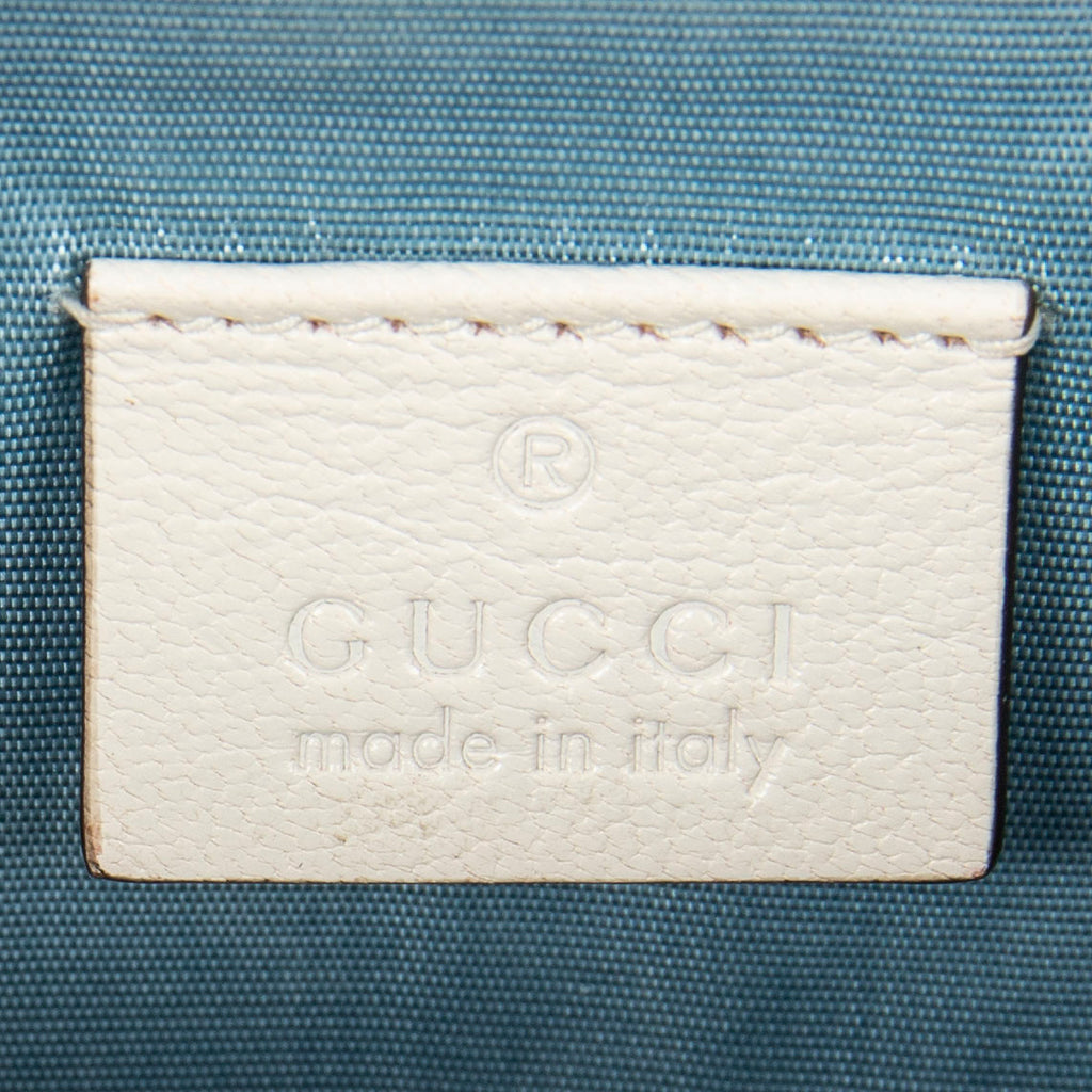 Bolso de hombro Gucci x Sega Guccy Stars mediano Dionysus de cuero con estampado Guccy Stars en color marfil