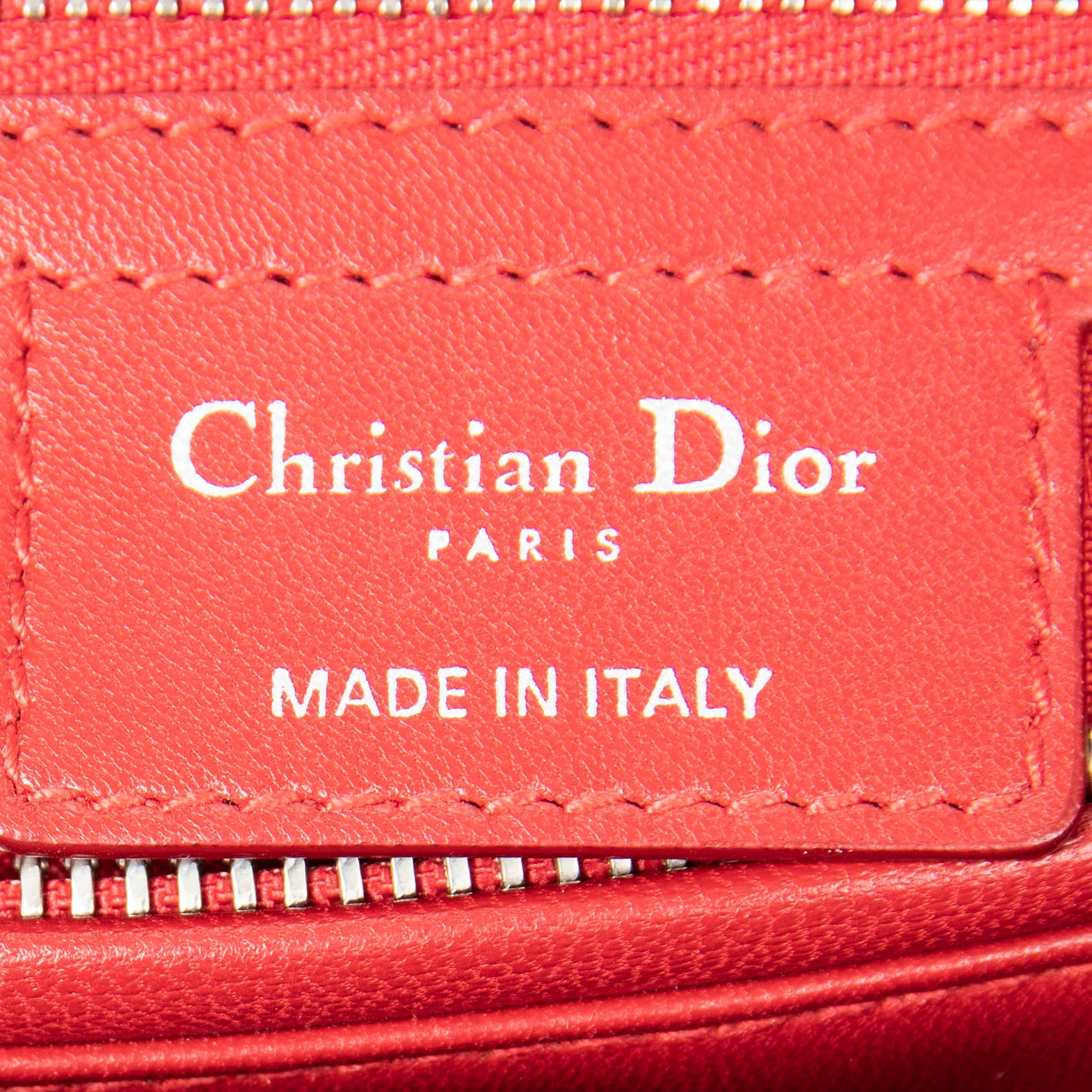 Bolso de hombro grande Lady Dior Zip de piel de cordero roja Cannage