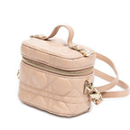 Bolso de hombro Micro Vanity Case de piel de cordero Cannage beige