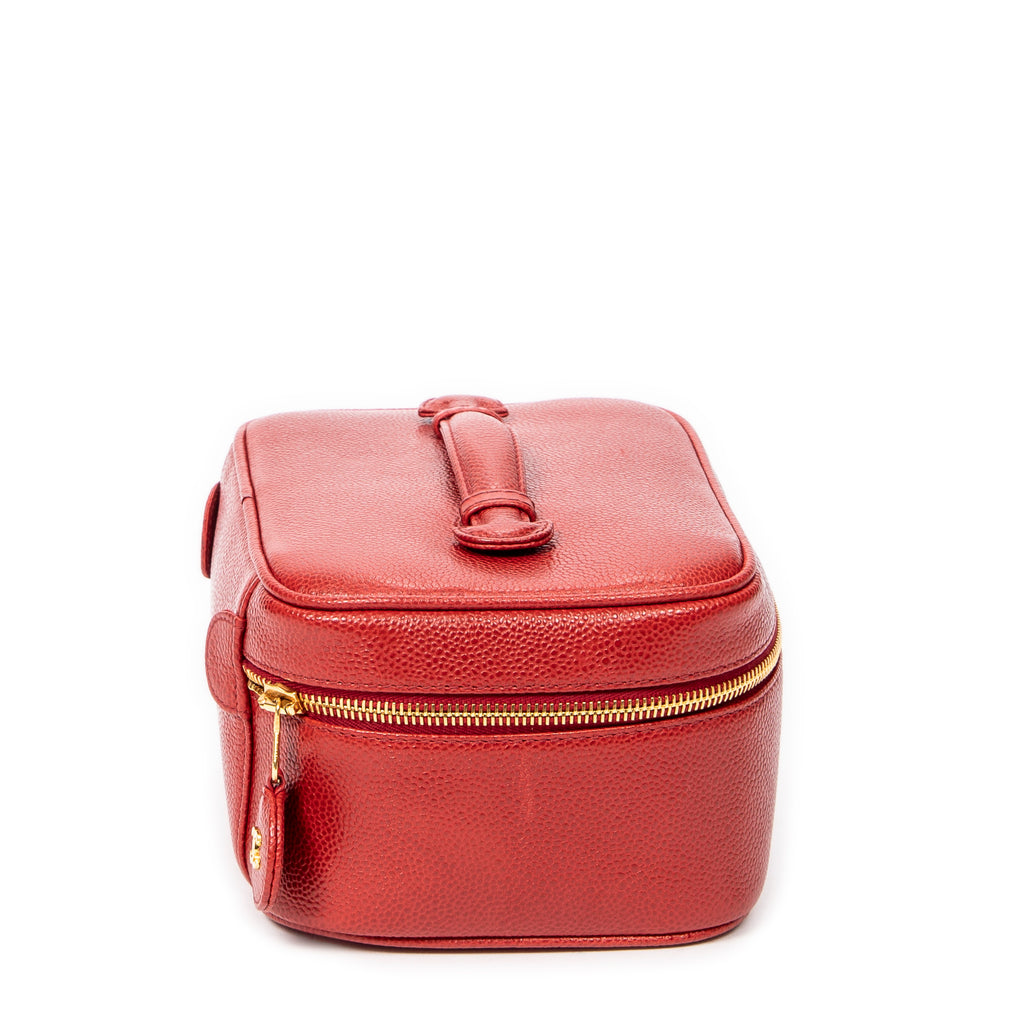 Bolso de mano CC Estuche corto de tocador de cuero de caviar rojo