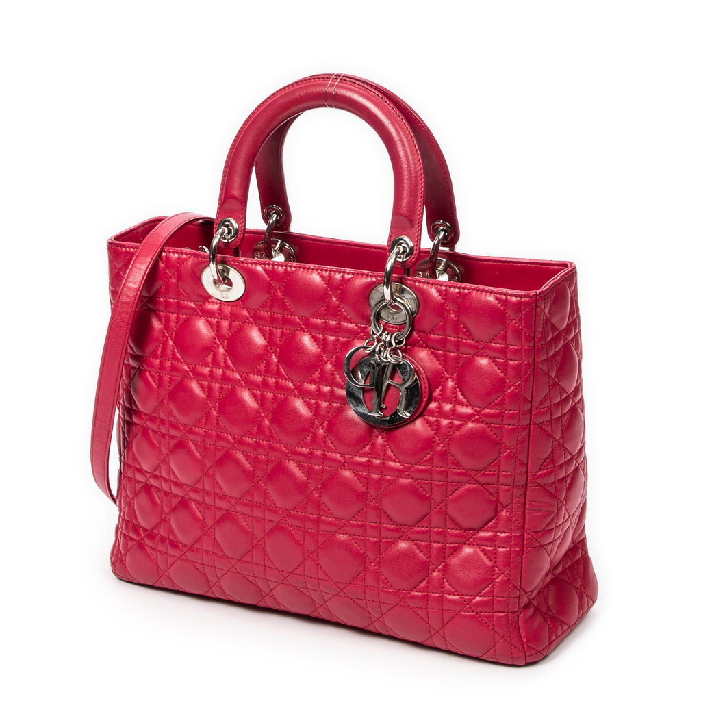 Bolso de hombro grande Lady Dior con cremallera en piel de cordero Cannage fucsia intenso