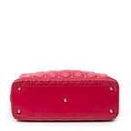 Bolso de hombro grande Lady Dior con cremallera en piel de cordero Cannage fucsia intenso