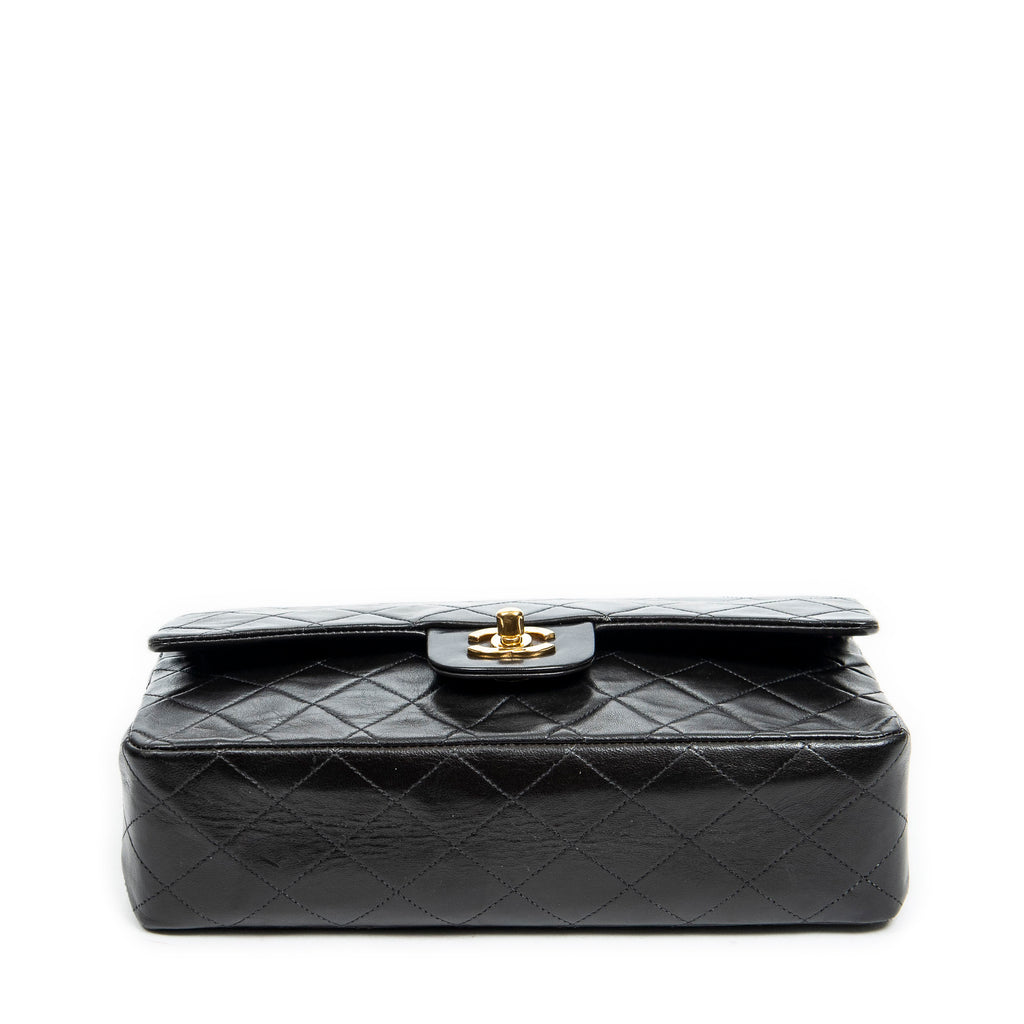 Shoulder Bag Classic Double Flap 26 Black Quilted Lambskin Leather