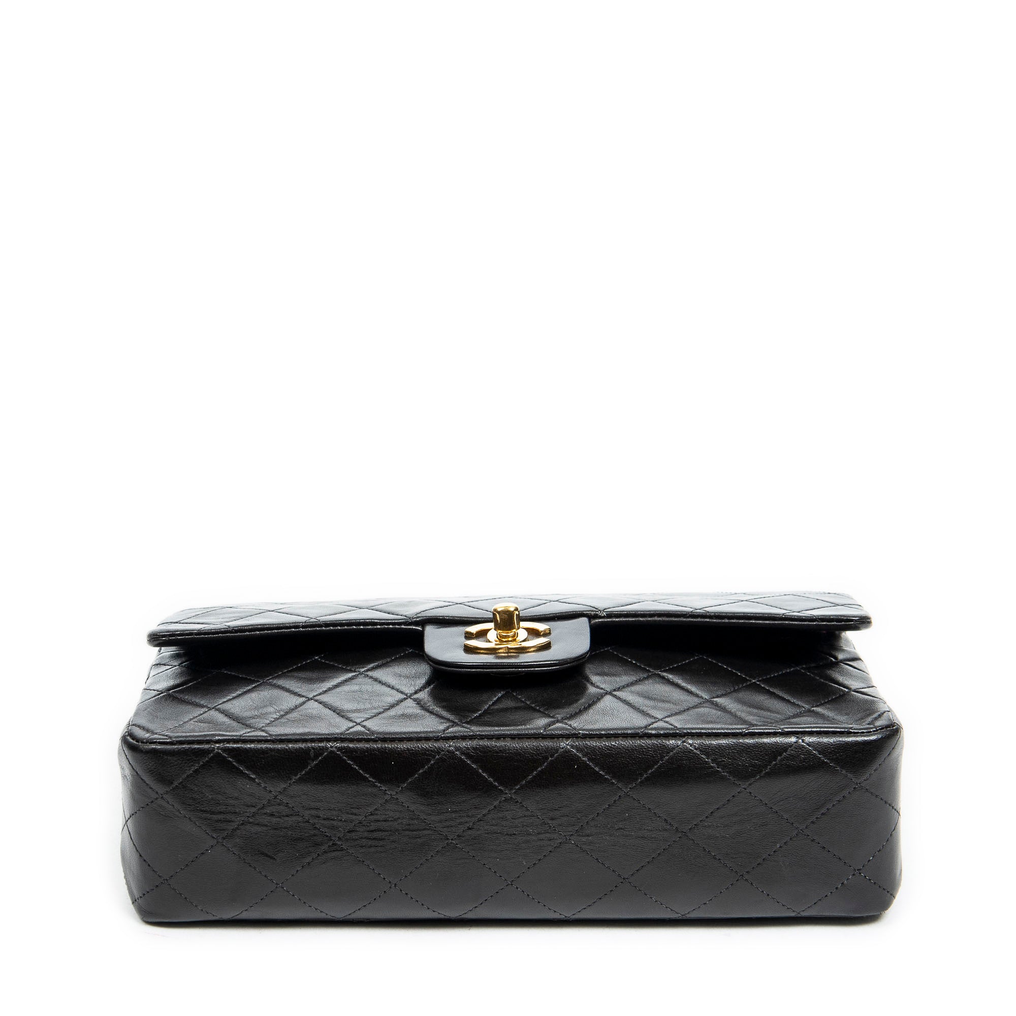 Shoulder Bag Classic Double Flap 26 Black Quilted Lambskin Leather