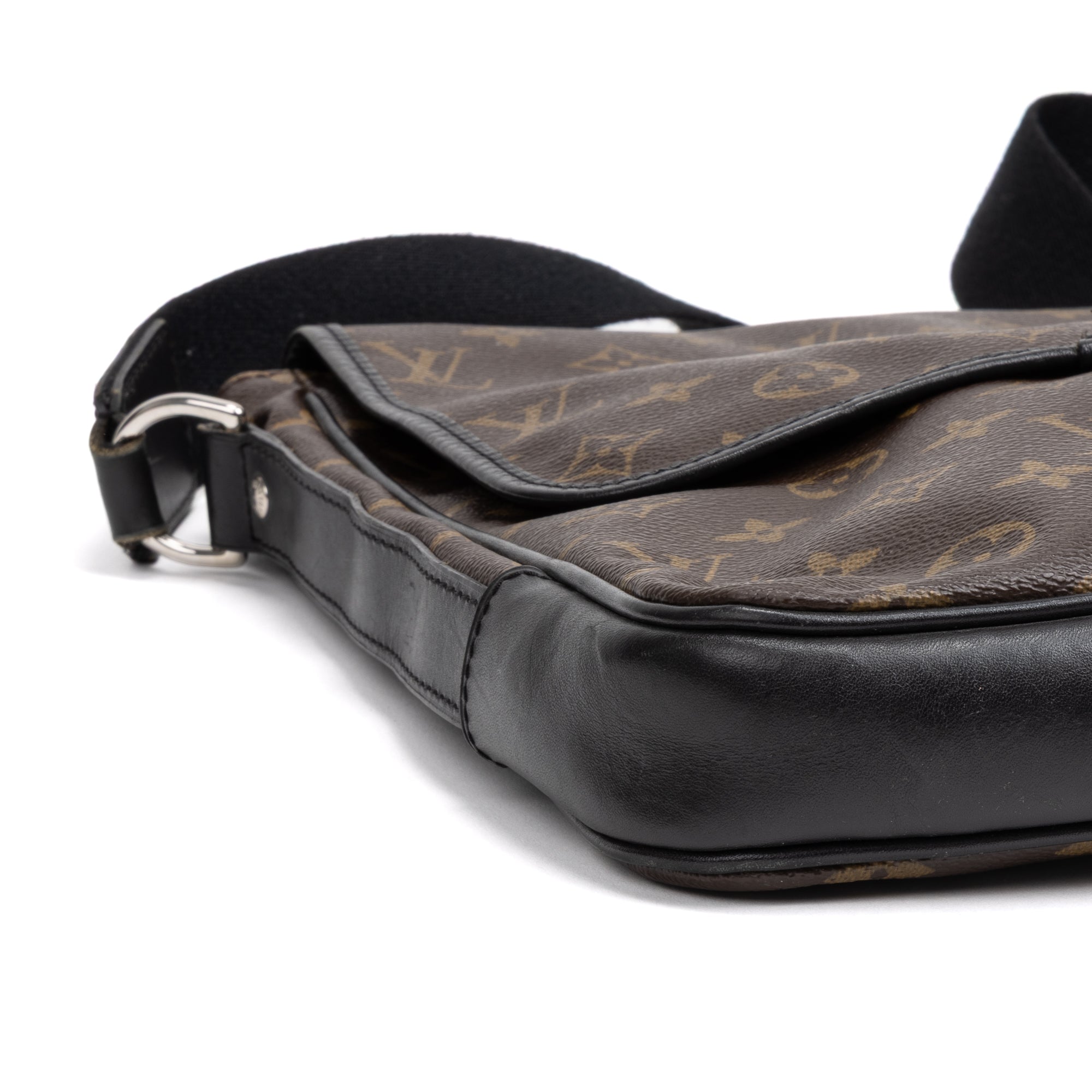 Shoulder Bag Bass MM Brown Monogram Macassar