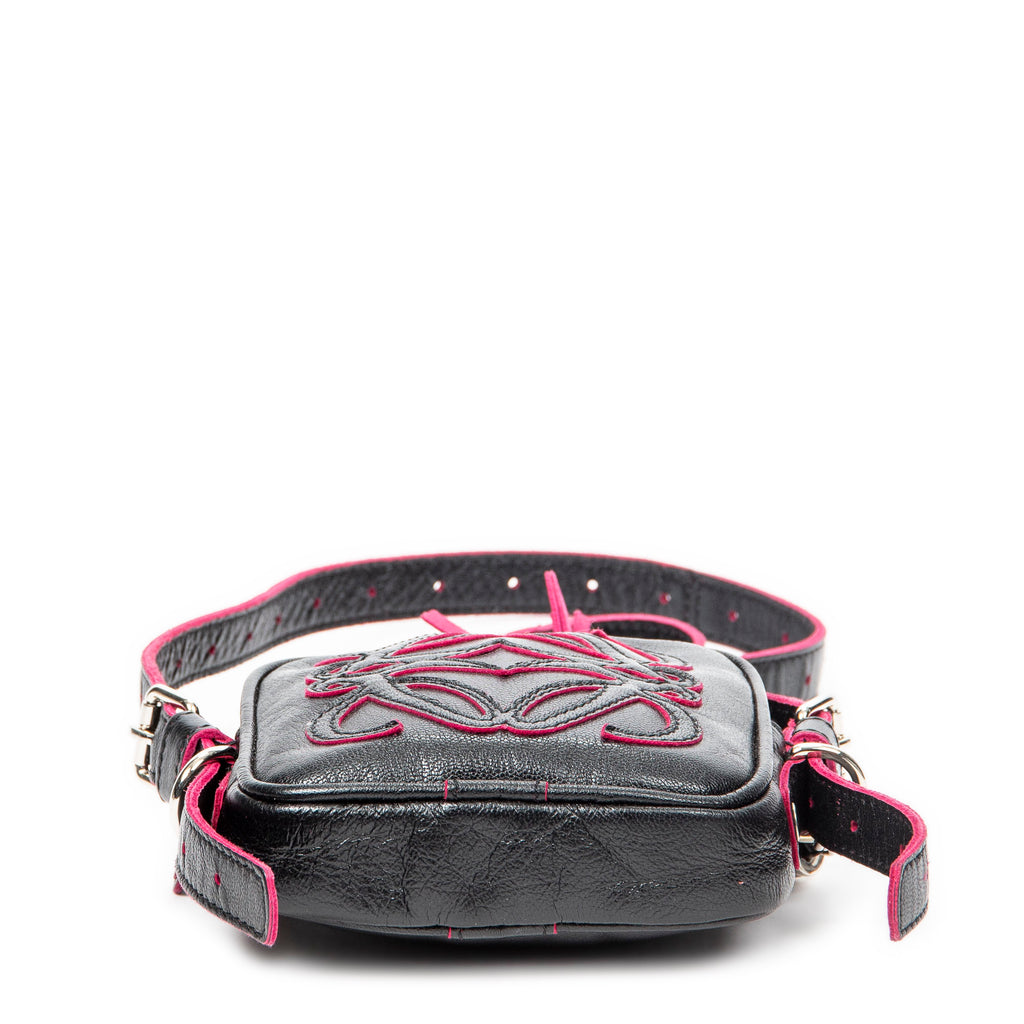 Bolso de Hombro Mini Anagrama Borla Cruzado Piel de Becerro Negra