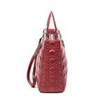 Bolso de hombro grande Lady Dior Zip de piel de cordero Cannage burdeos