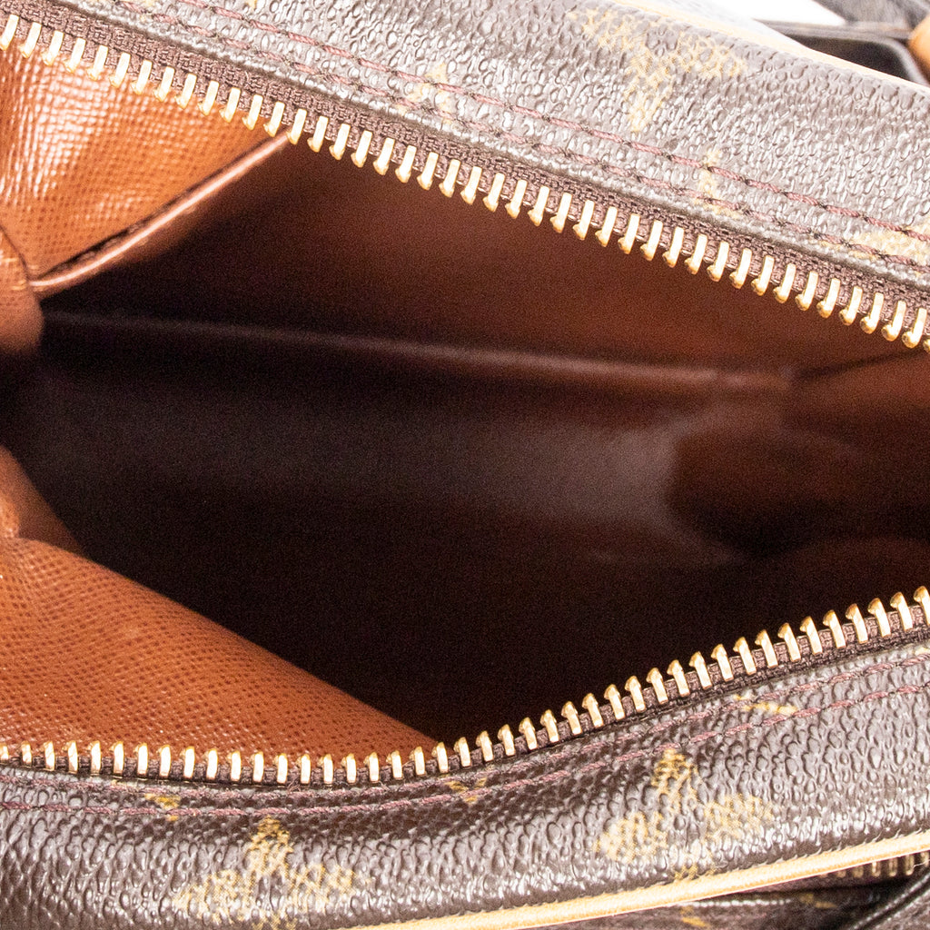 Bolso de Hombro Amazone PM Lona Monogram Marrón