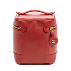 Bolso de mano CC Tall Vanity Case Piel de caviar roja