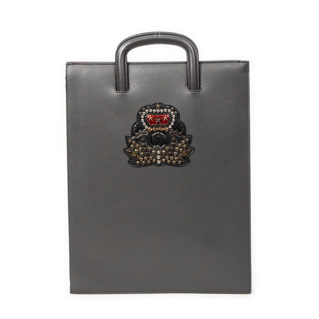 Bolso de mano Trick Track de piel granulada gris con tachuelas