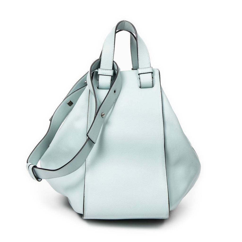 Bolso de hombro extragrande Hammock de piel de becerro azul claro