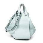 Bolso de hombro extragrande Hammock de piel de becerro azul claro