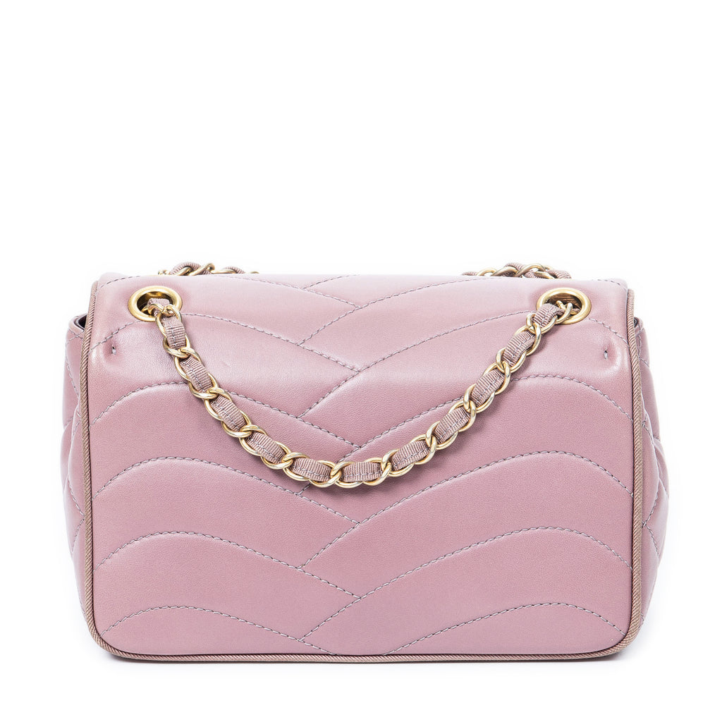 Shoulder Bag Push Lock Wave Chain Flap Dusty Pink Quilted Wave Leather