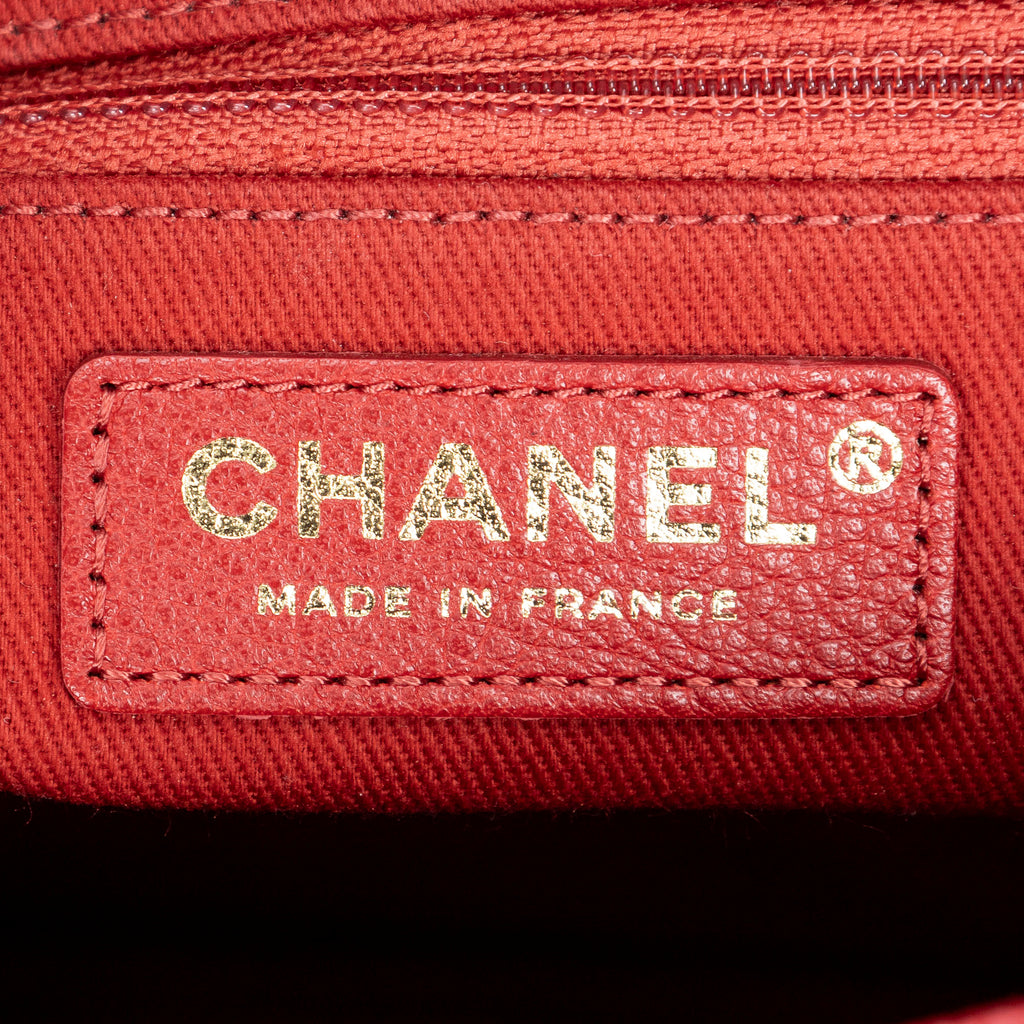 Shoulder Bag Small Business Affinity Flap Red Quilted New Caviar Leather