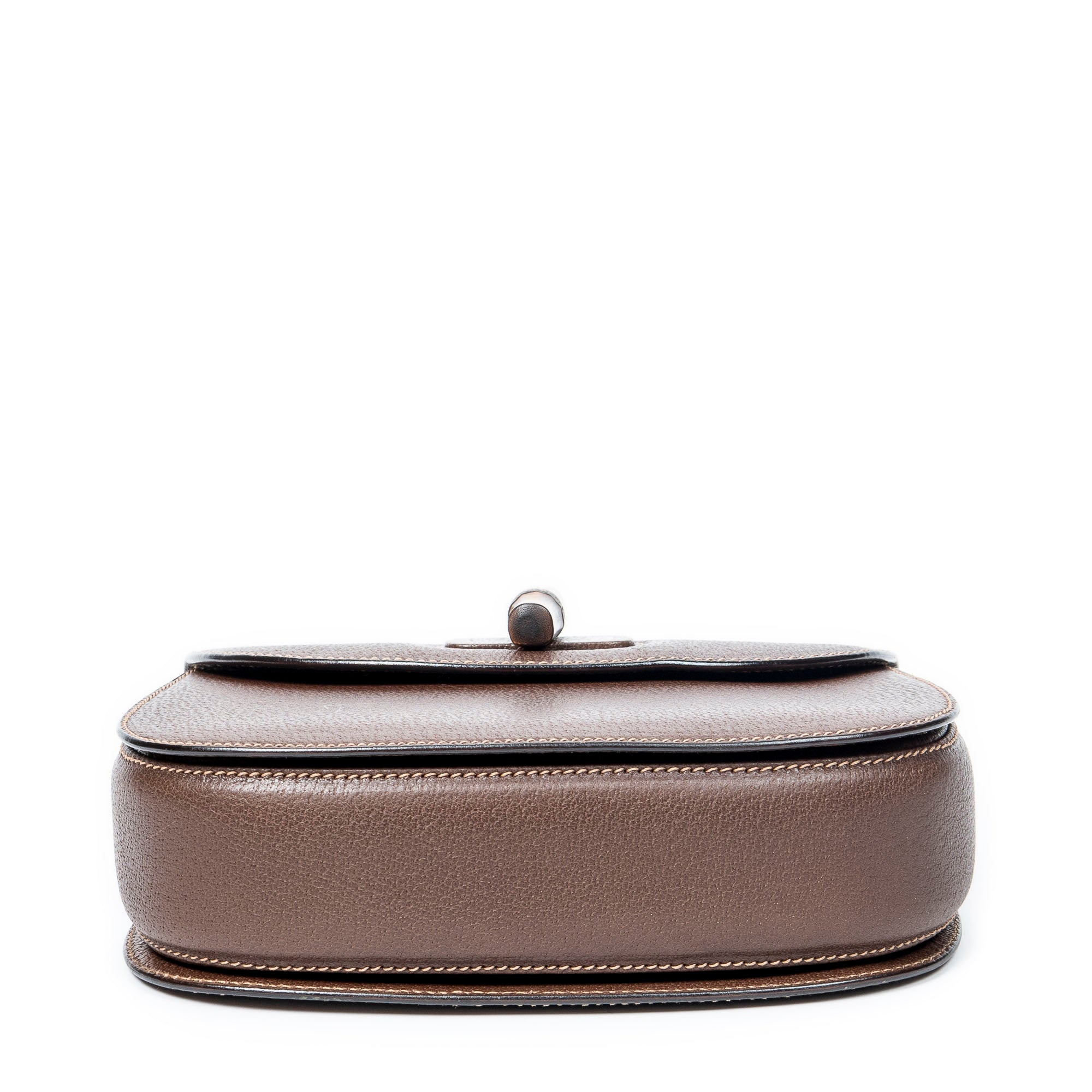 Bolso de Hombro Pequeño Asa Superior de Bambú Solapa Piel Granulada Marrón