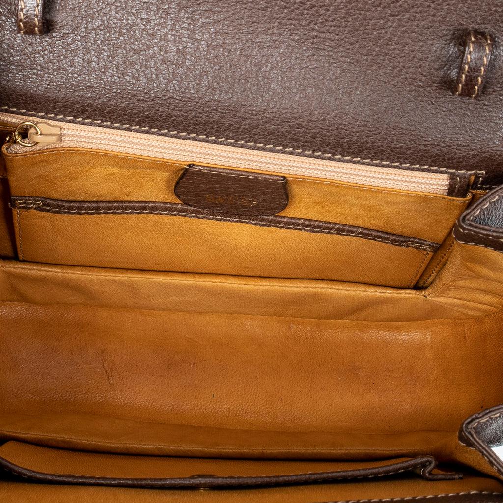 Bolso de Hombro Pequeño Asa Superior de Bambú Solapa Piel Granulada Marrón